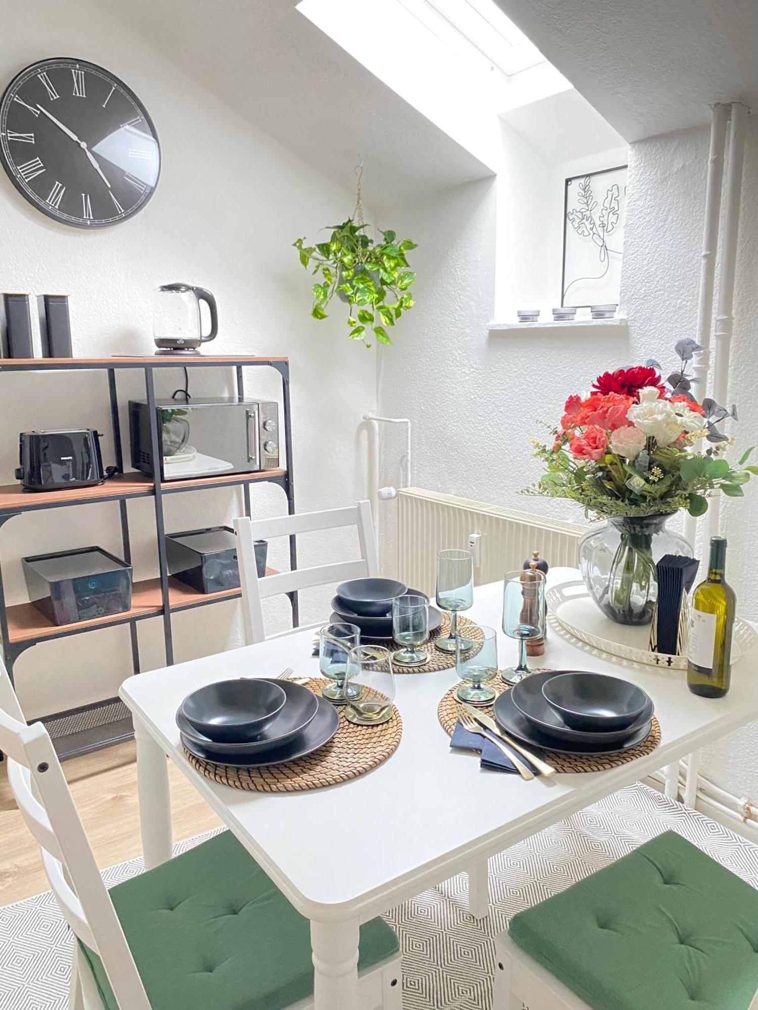 Superhosts Zentrum - Kueche - Netflix - Kaffee BRE Esterno foto
